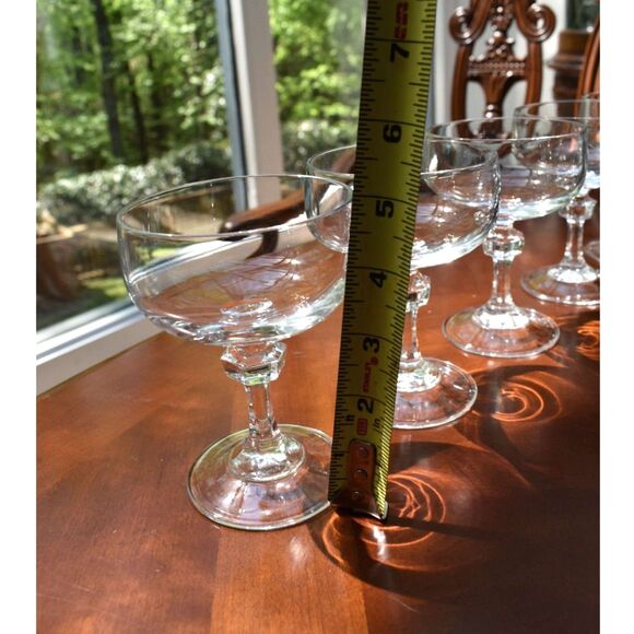Set of 5 Mid Century Crystal Champagne Coupes - Faceted Stem Cocktail Glasses - Picture 7 of 8